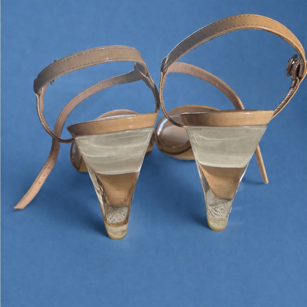 Stuart Weitzman Tan Patent Leather Strap Sandals - Picture 4 of 8